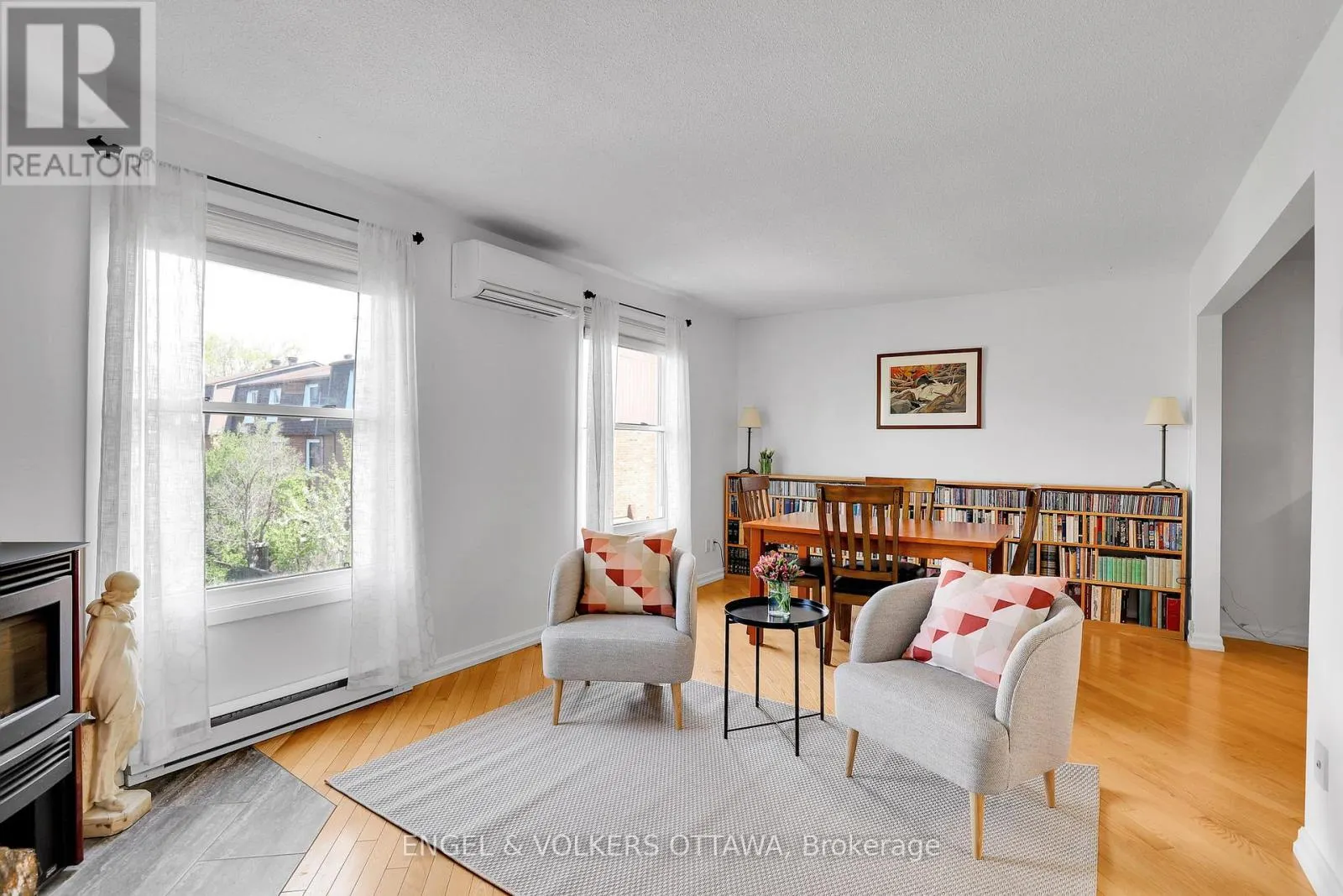 1089 BORDEN SIDE ROAD