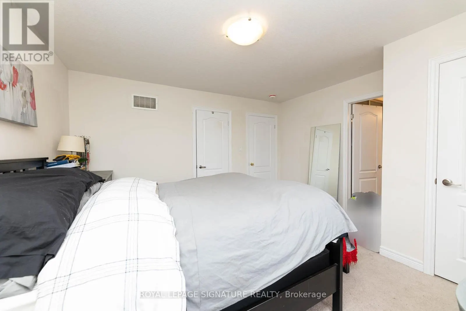 11 - 740 LINDEN DRIVE