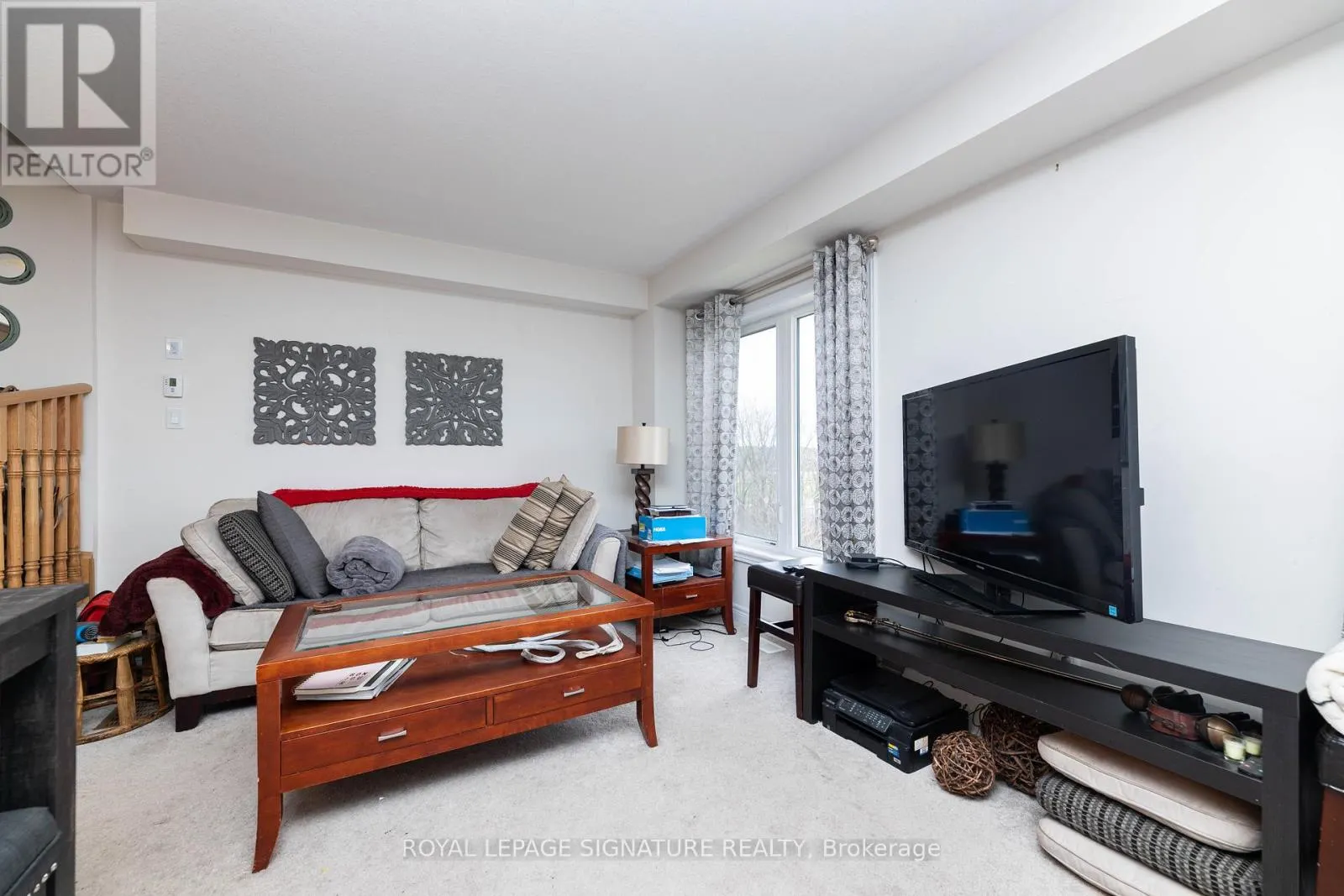 11 - 740 LINDEN DRIVE