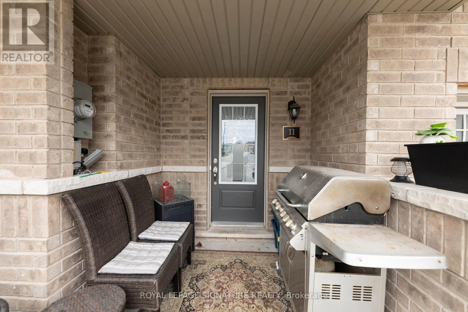 11 - 740 LINDEN DRIVE