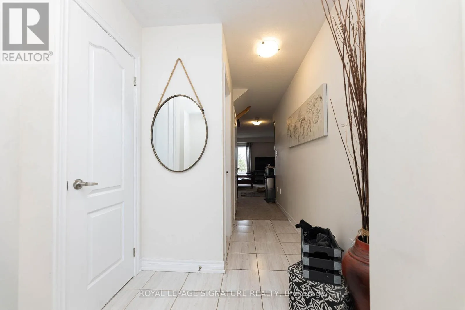 11 - 740 LINDEN DRIVE