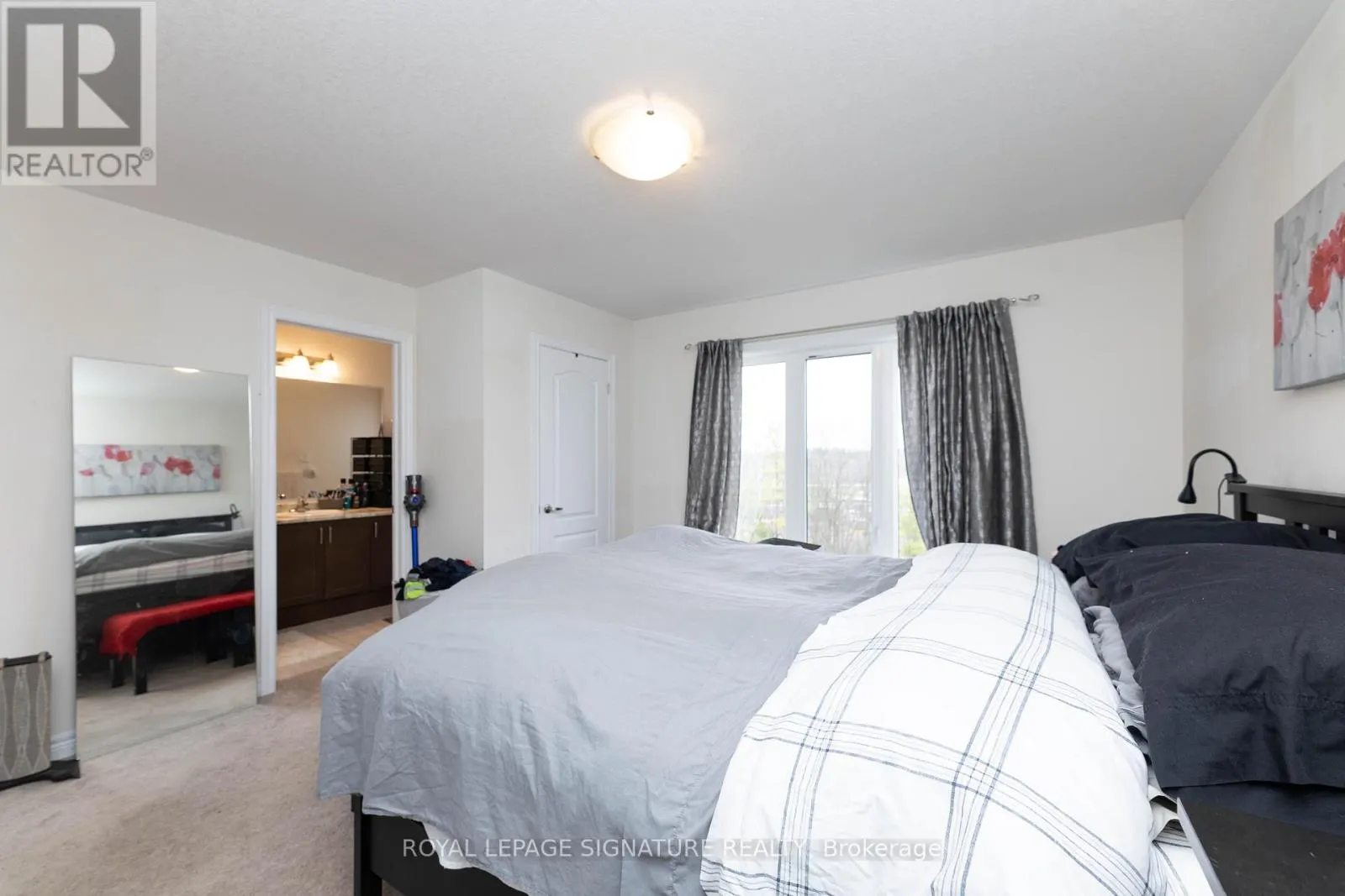 11 - 740 LINDEN DRIVE