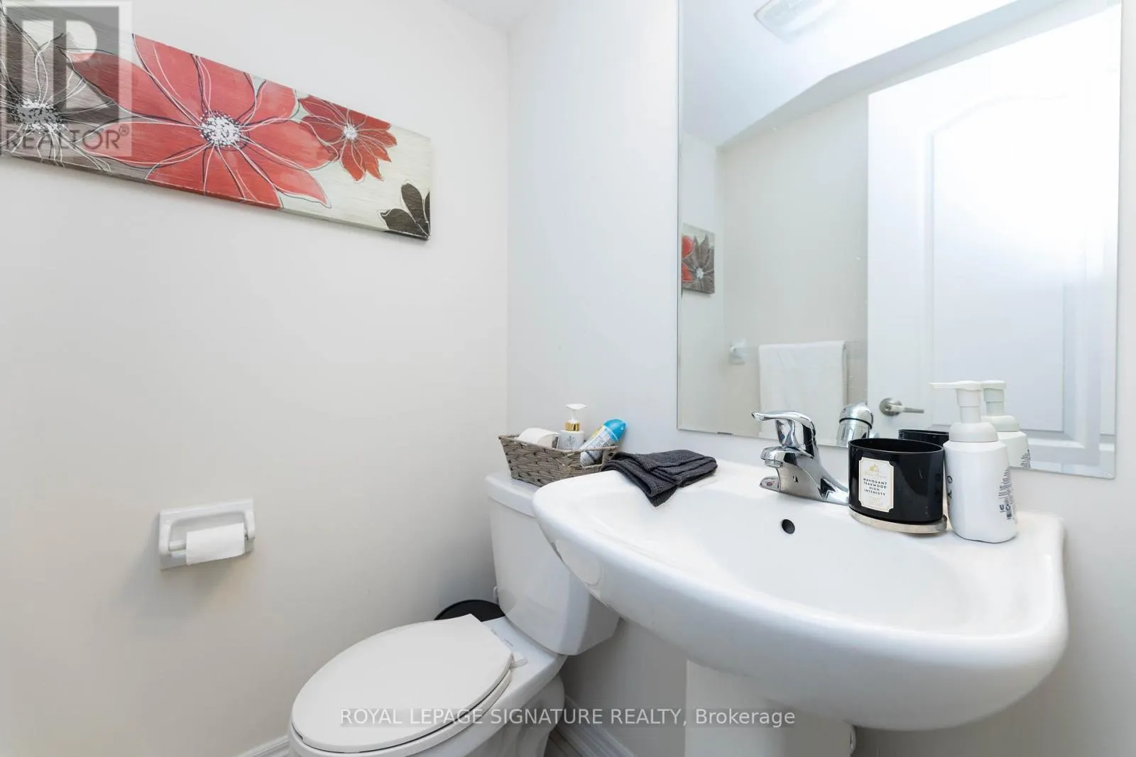 11 - 740 LINDEN DRIVE