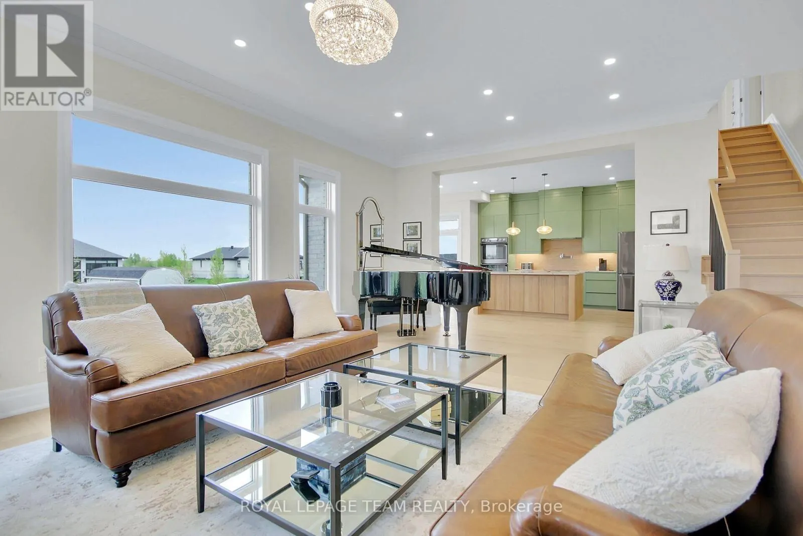 4019 PERENNIAL WAY