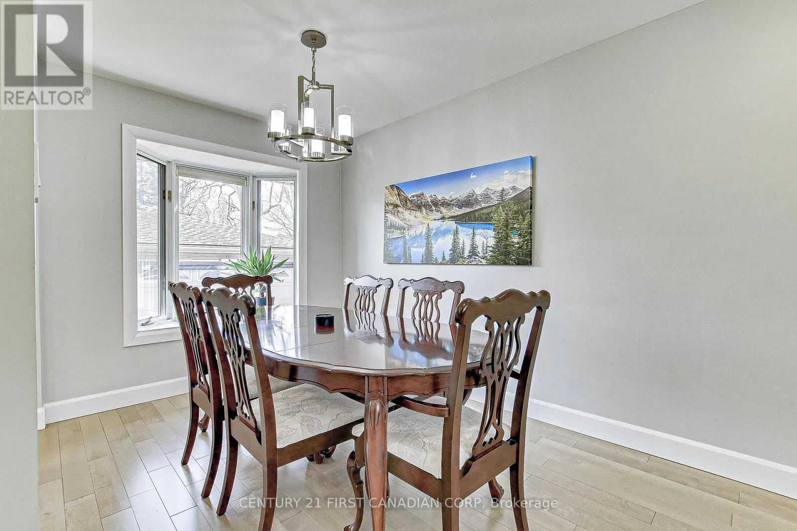 1473 GLENGARRY AVENUE