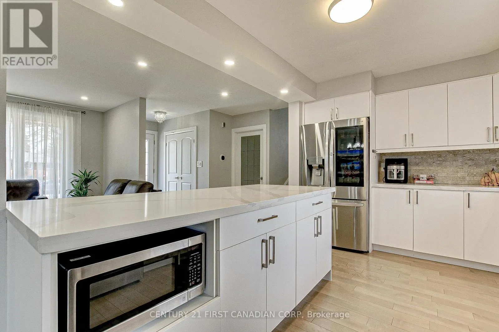 1473 GLENGARRY AVENUE