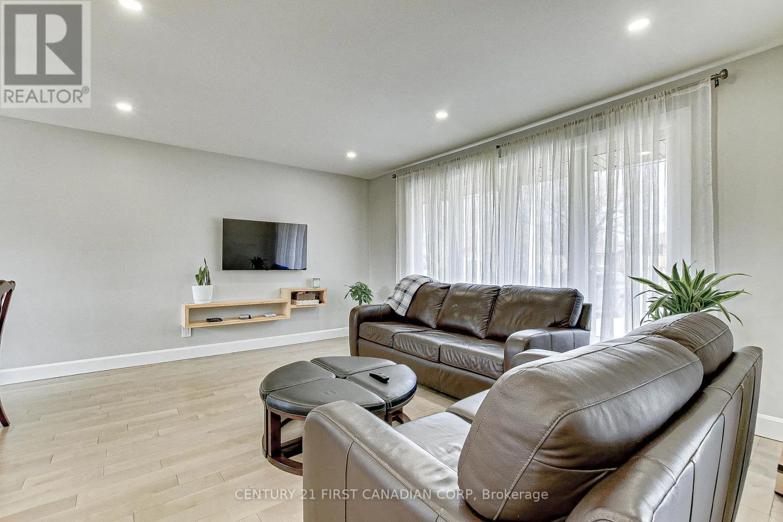 1473 GLENGARRY AVENUE