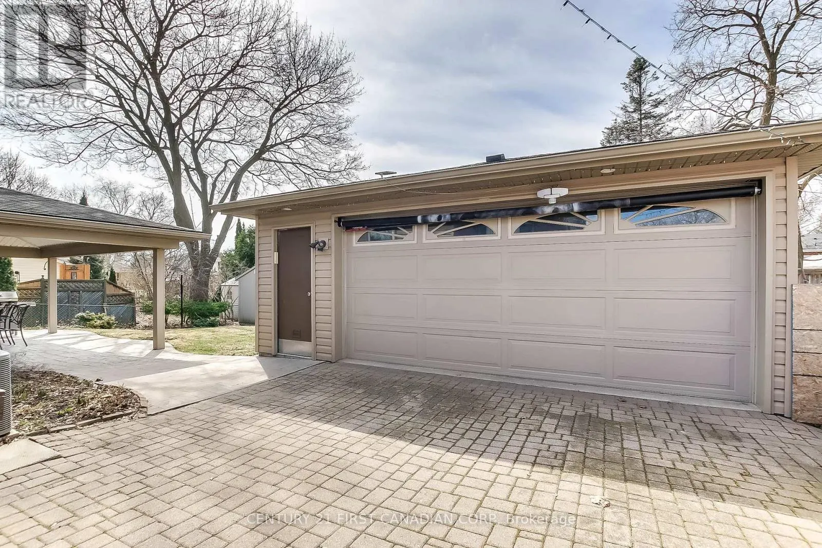 1473 GLENGARRY AVENUE