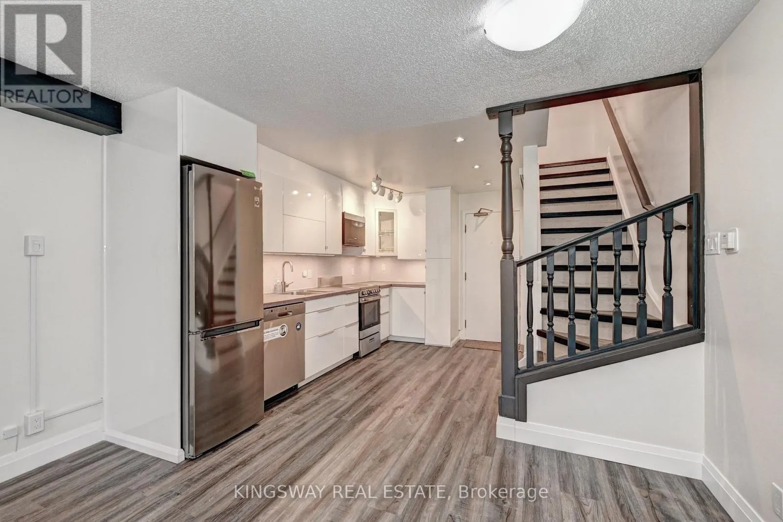 37 - 67 VALLEYVIEW ROAD