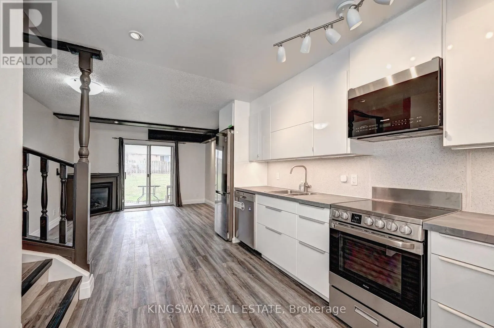37 - 67 VALLEYVIEW ROAD