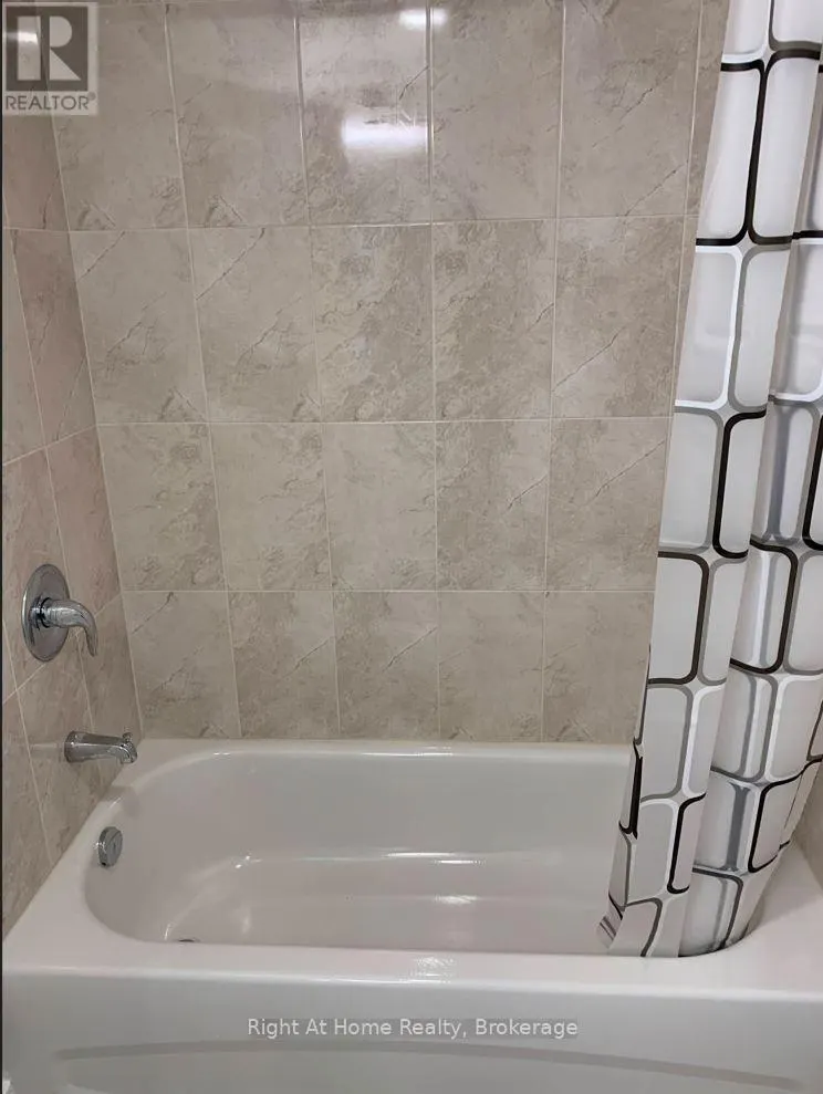 308 - 1 WELLINGTON STREET, #308