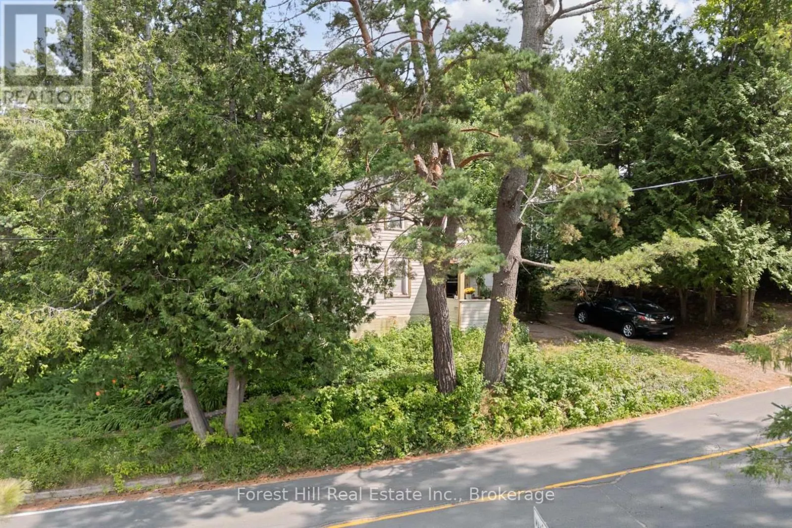 1093 MAIN STREET