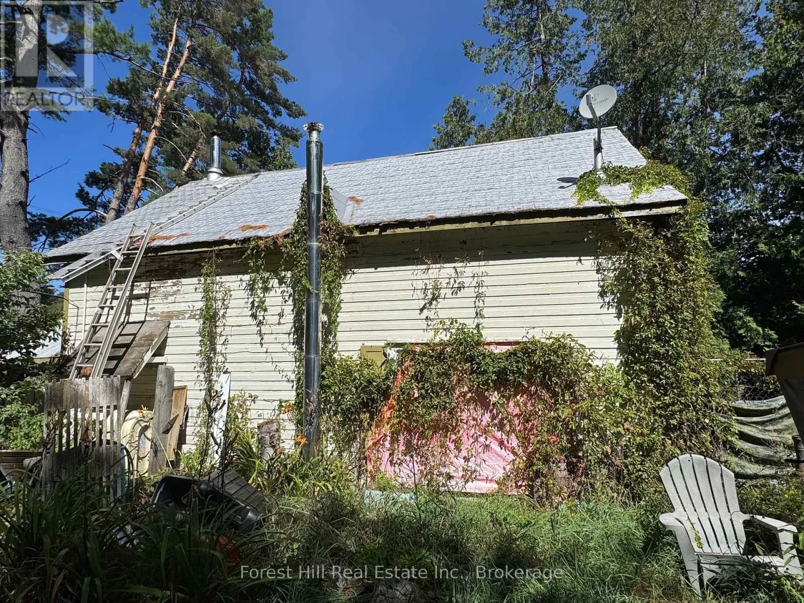 1093 MAIN STREET