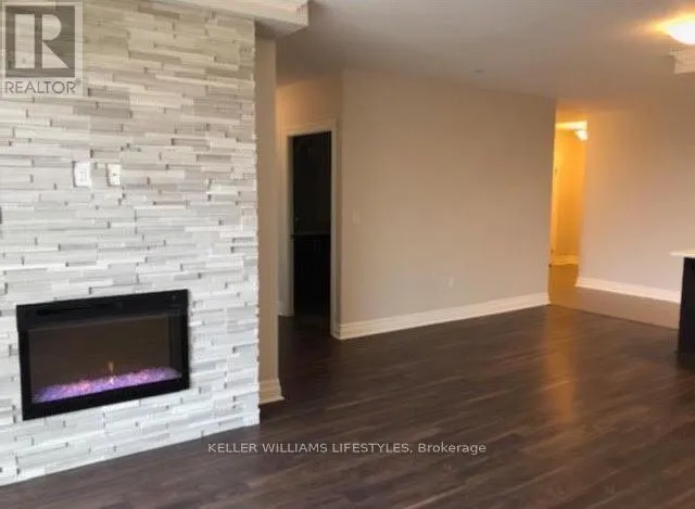 512 - 260 VILLAGE WALK BOULEVARD, #512