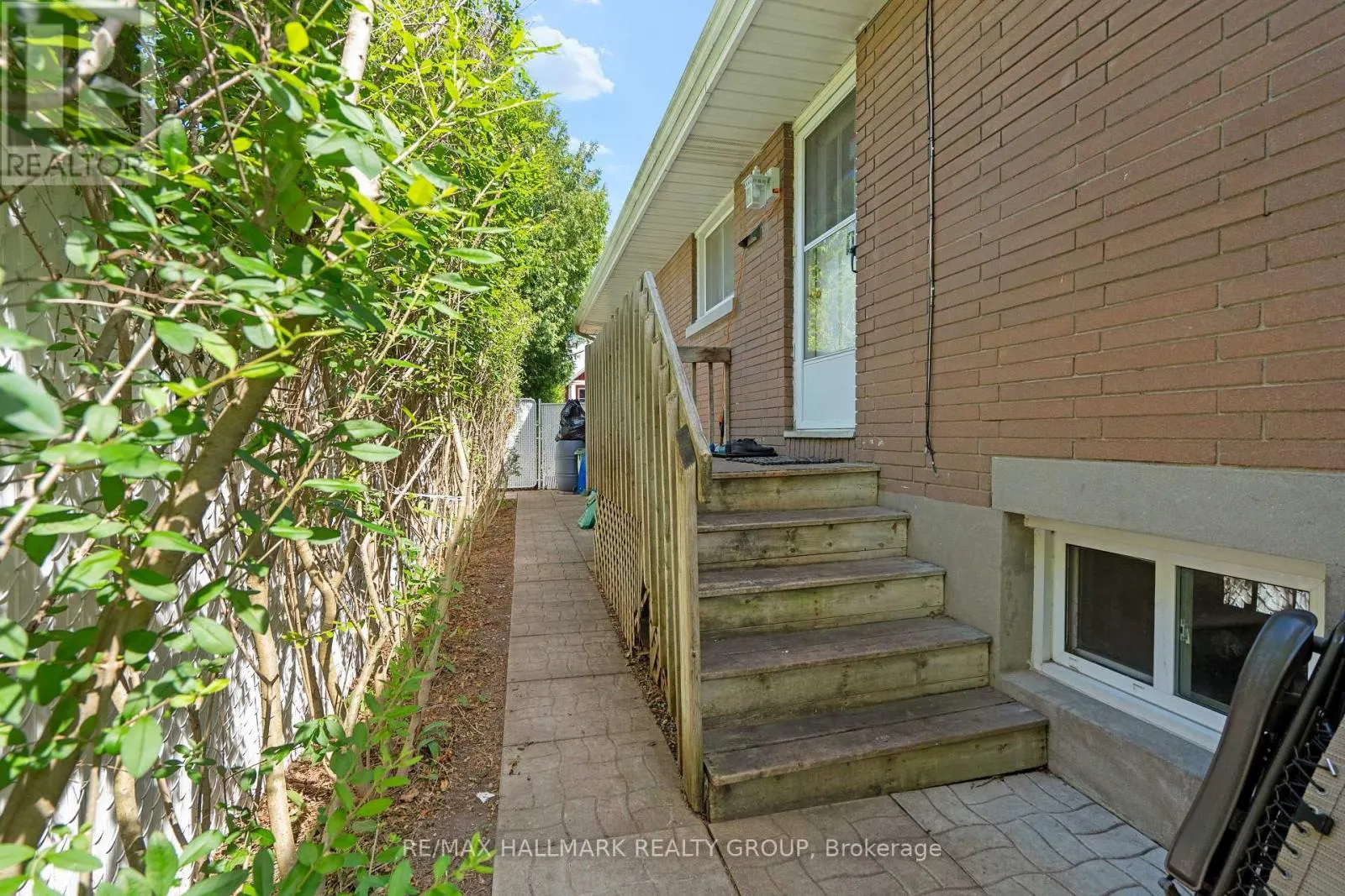 434 HARTLEIGH AVENUE