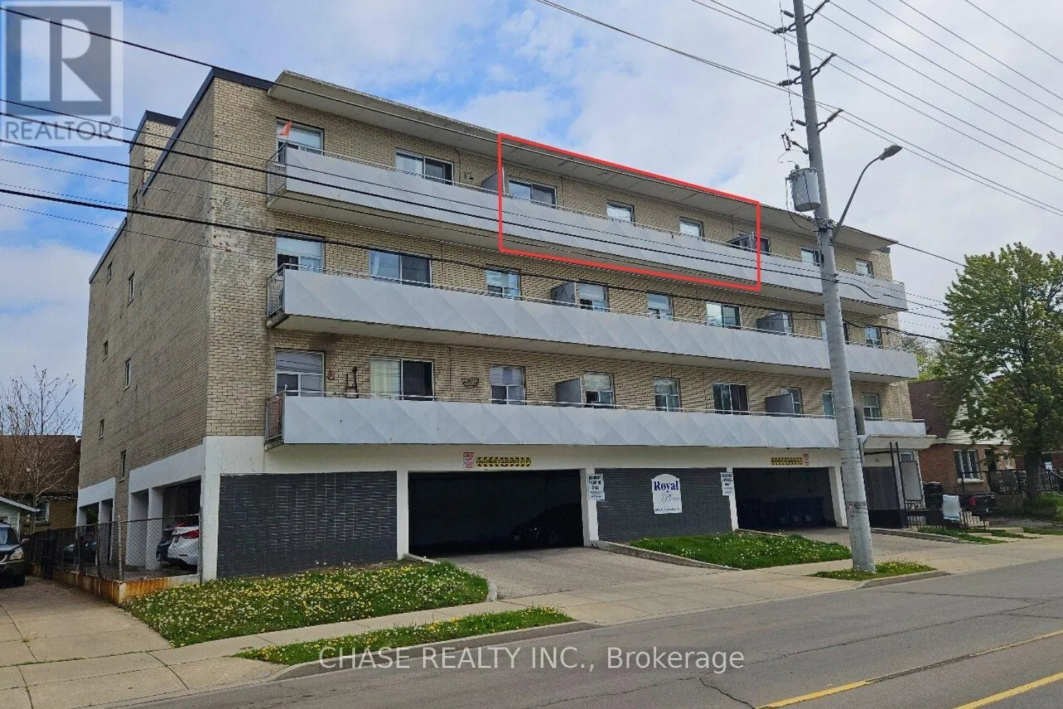 303 - 893 CONCESSION STREET