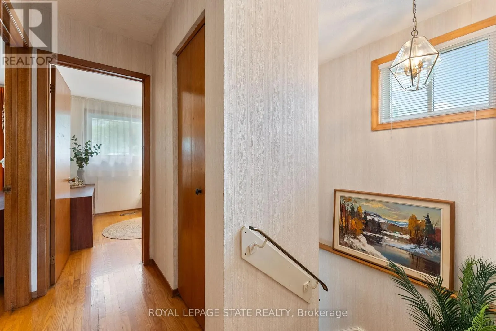 104 BERKINDALE DRIVE