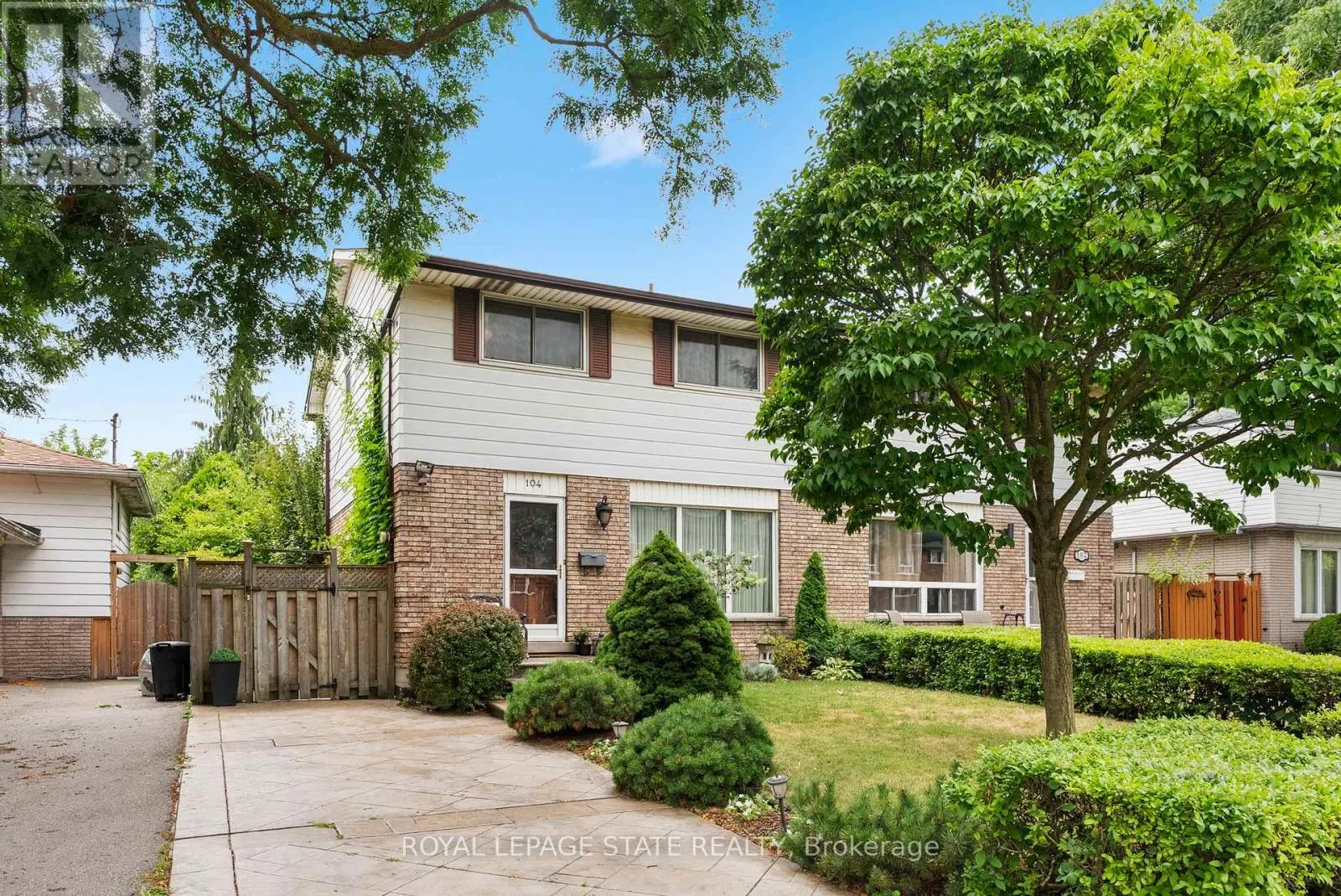 104 BERKINDALE DRIVE