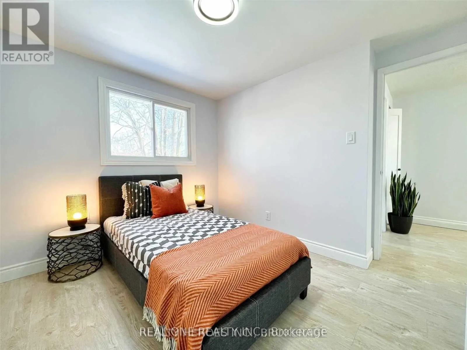9 GROSBEAK ROAD