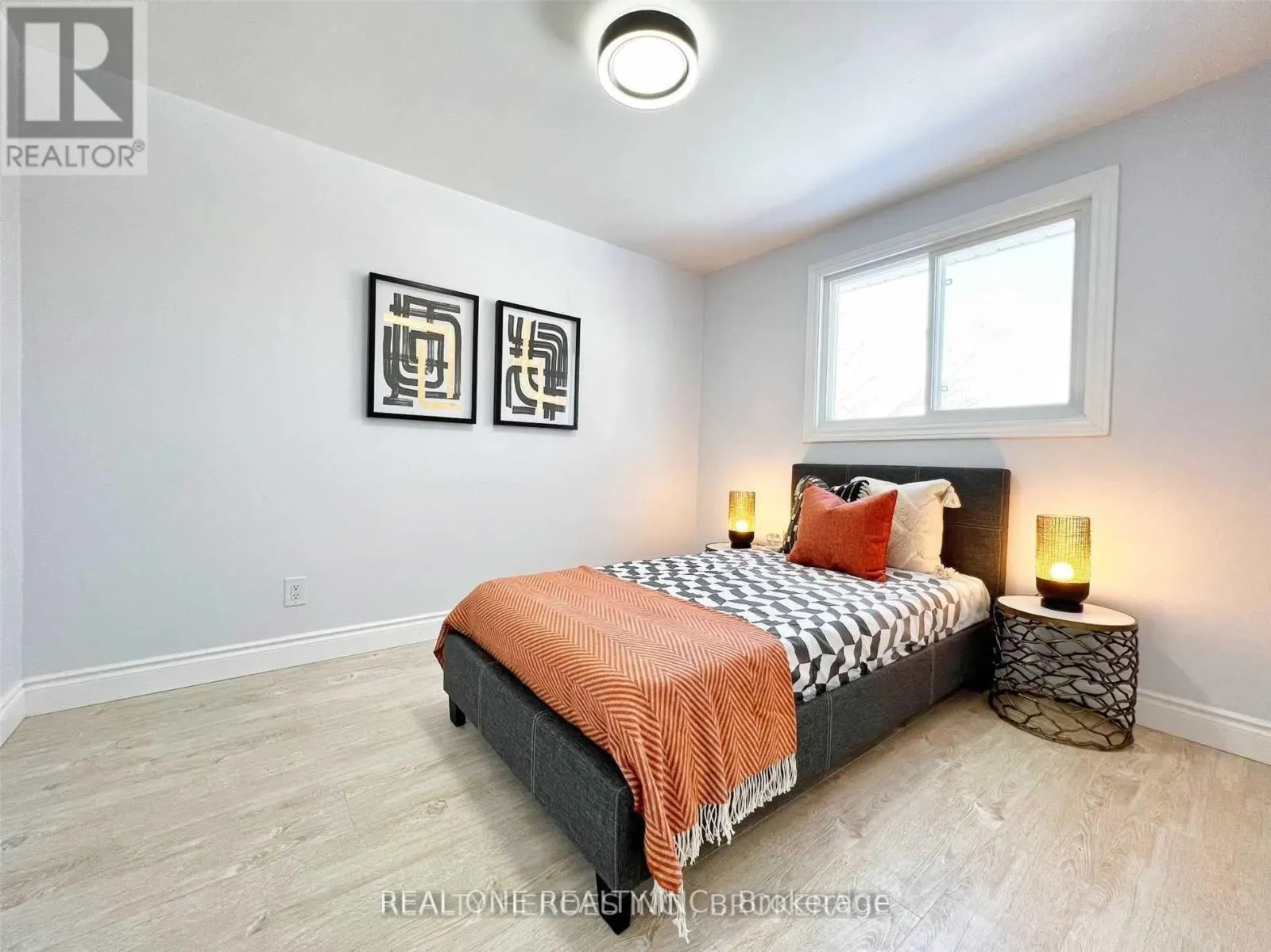 9 GROSBEAK ROAD