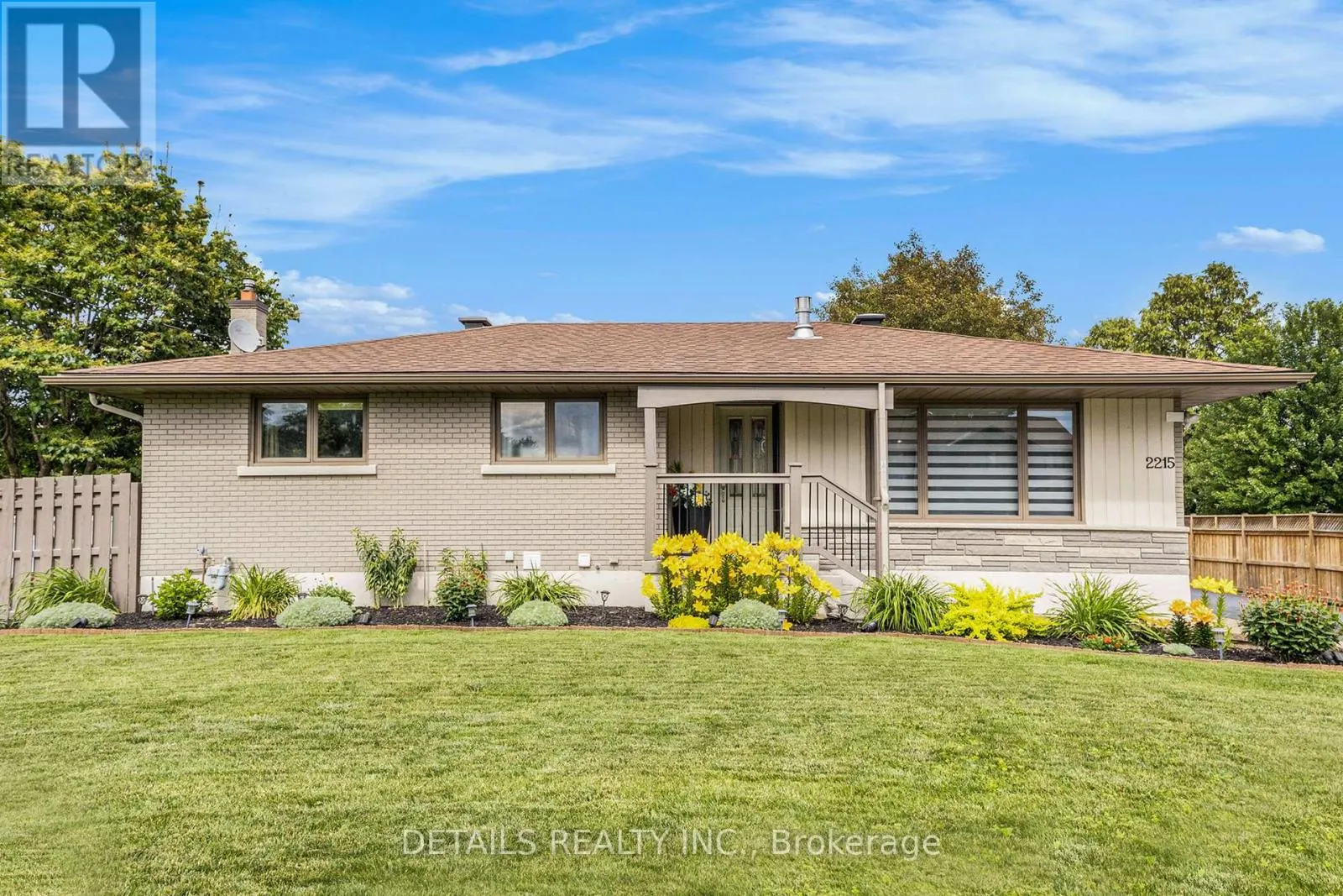 2215 BOYER ROAD