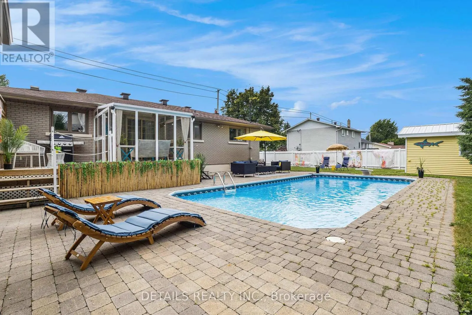 2215 BOYER ROAD