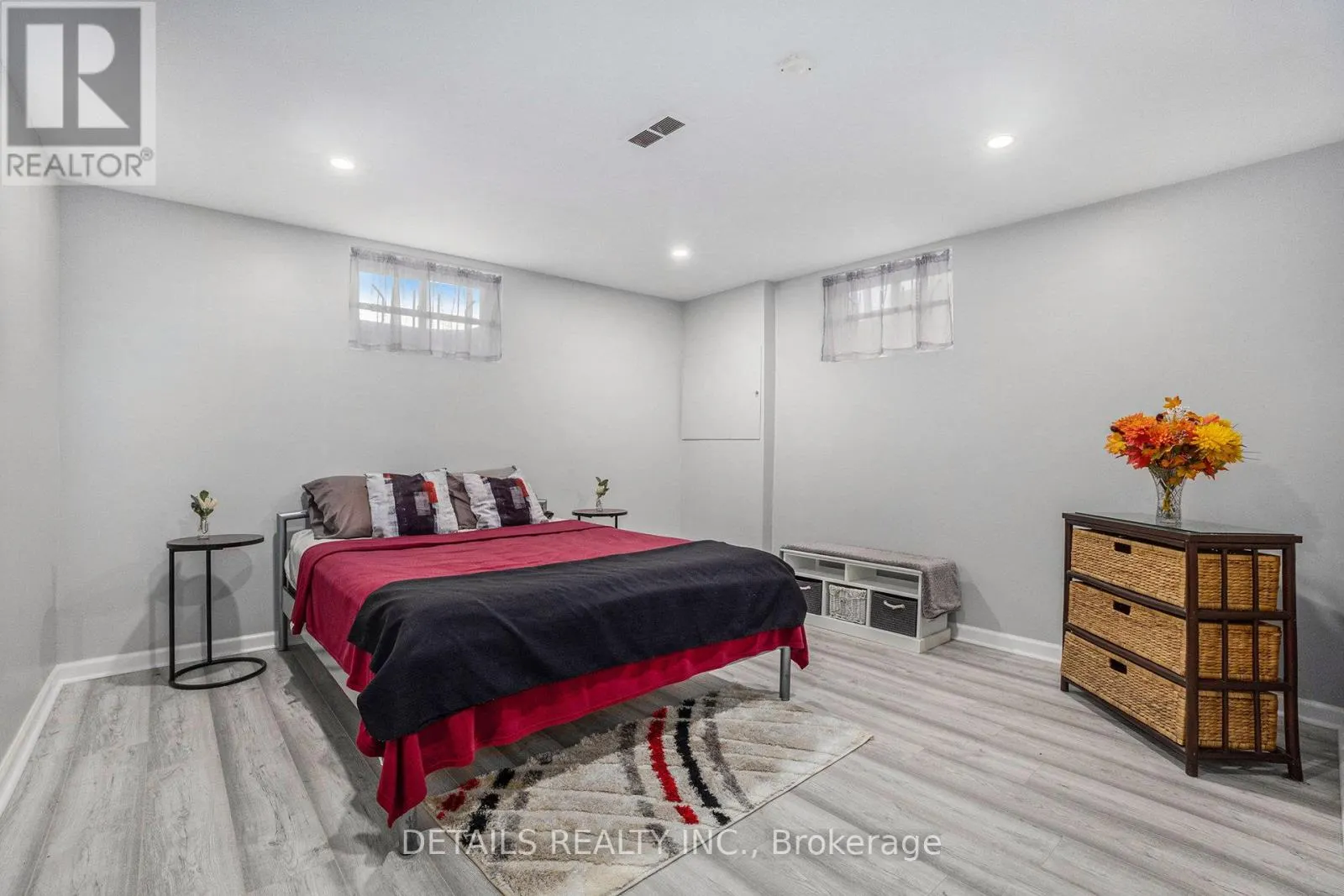 2215 BOYER ROAD