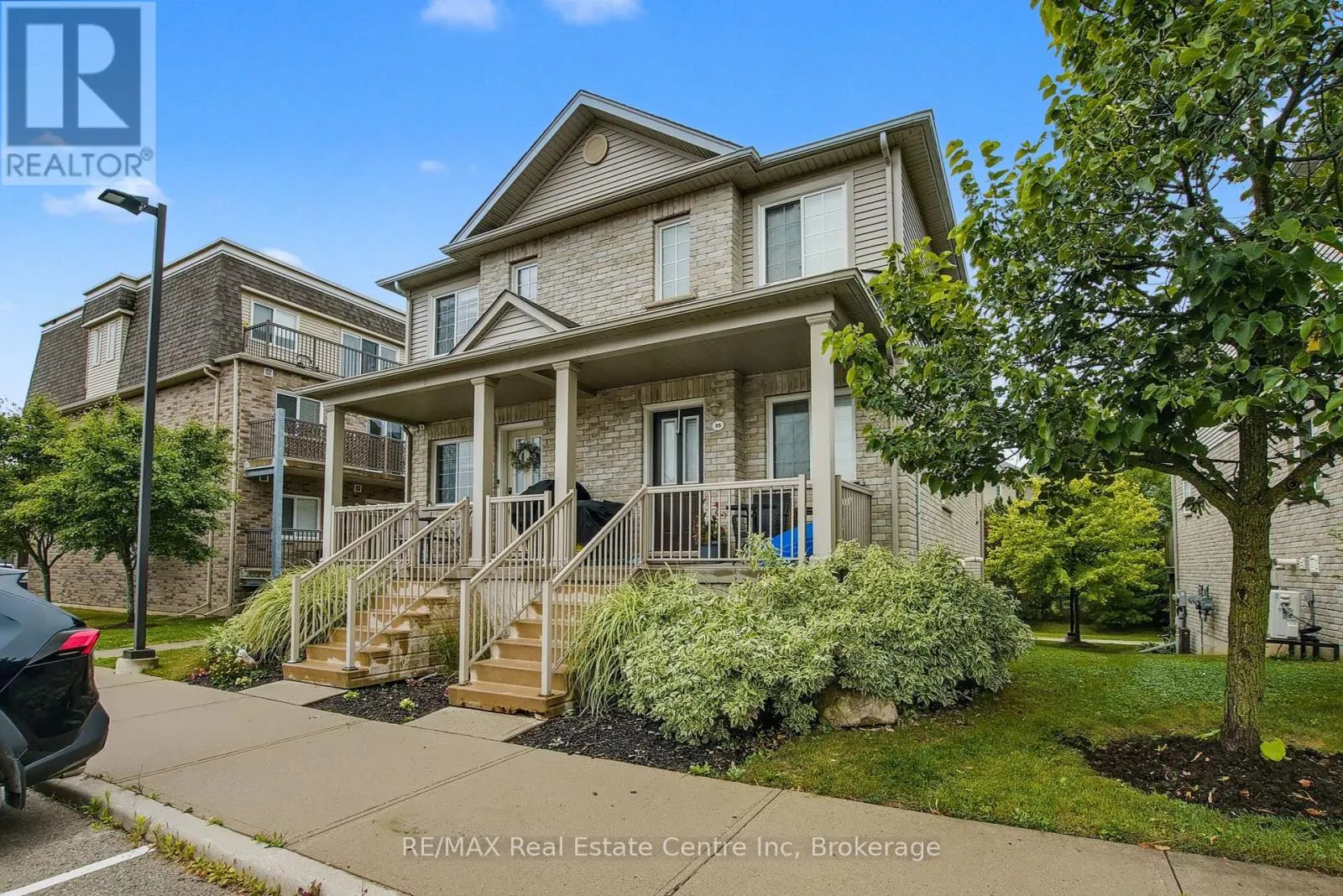 33 - 35 MOUNTFORD DRIVE, #33