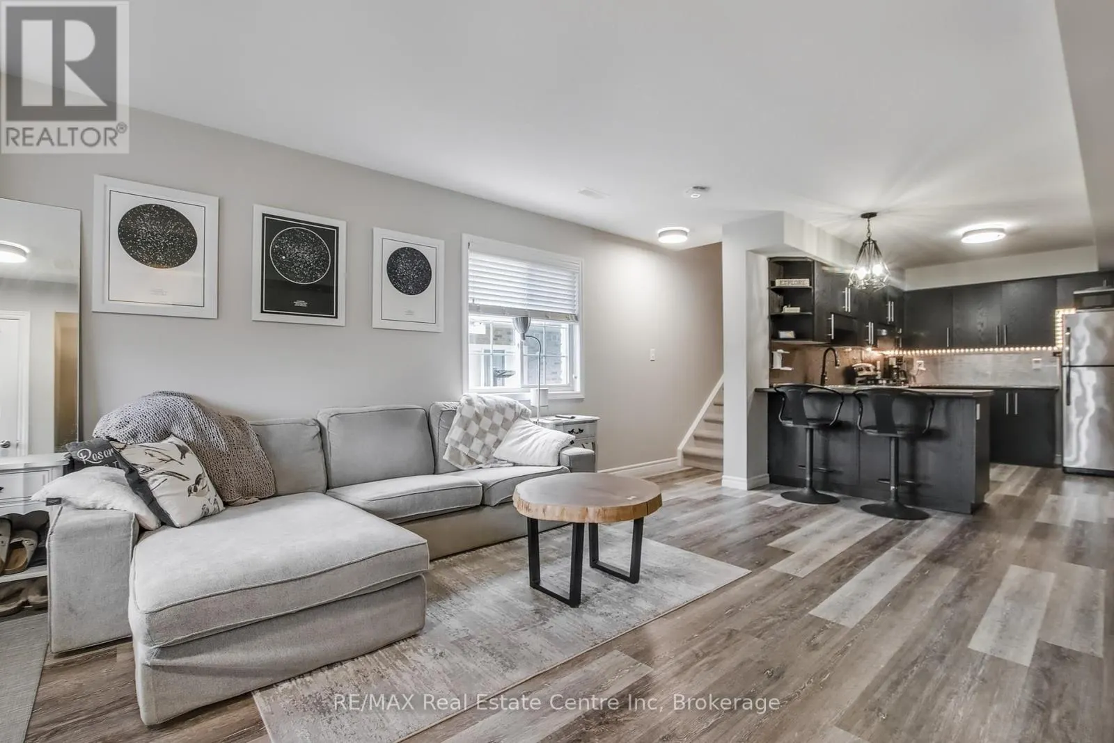33 - 35 MOUNTFORD DRIVE, #33