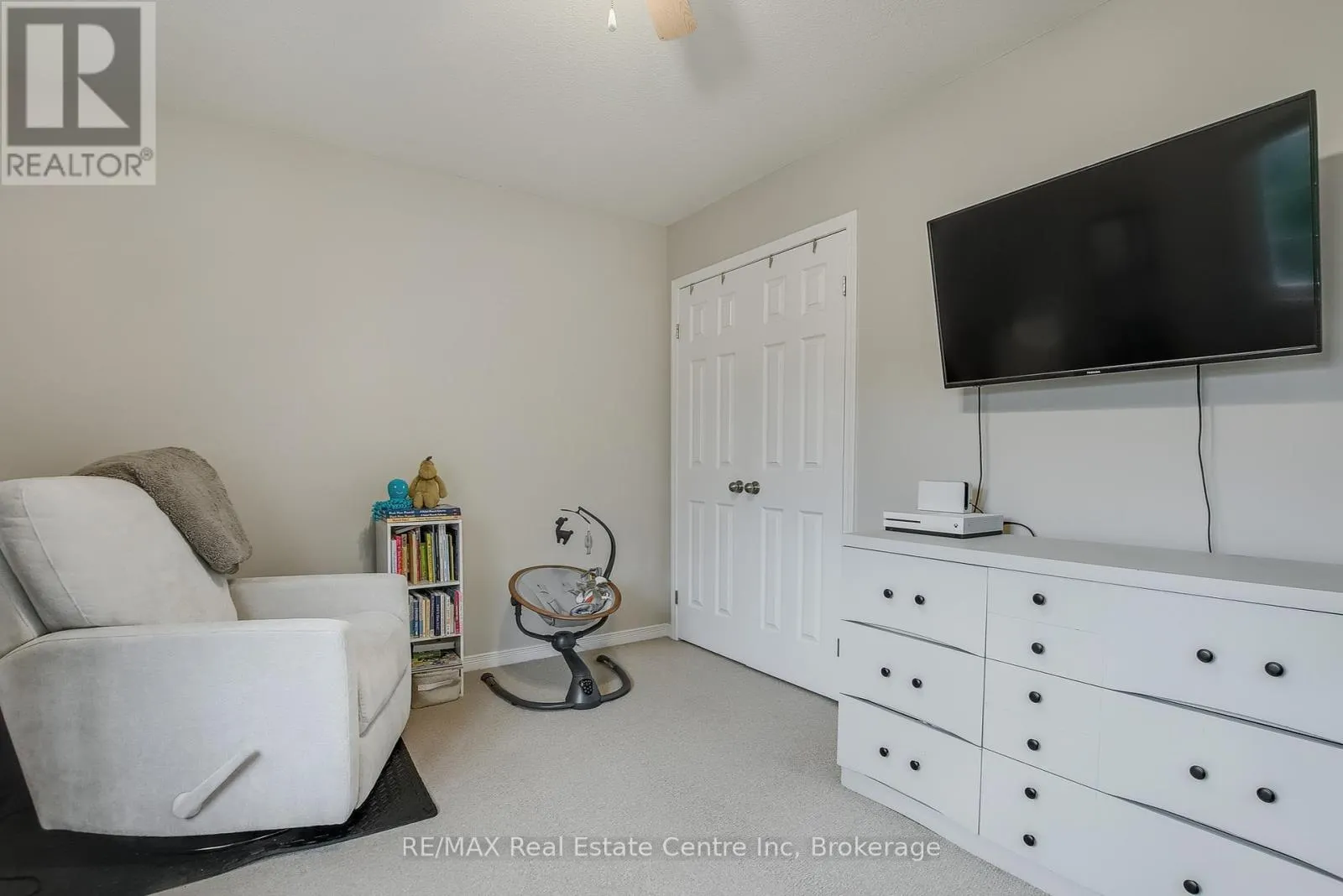33 - 35 MOUNTFORD DRIVE, #33