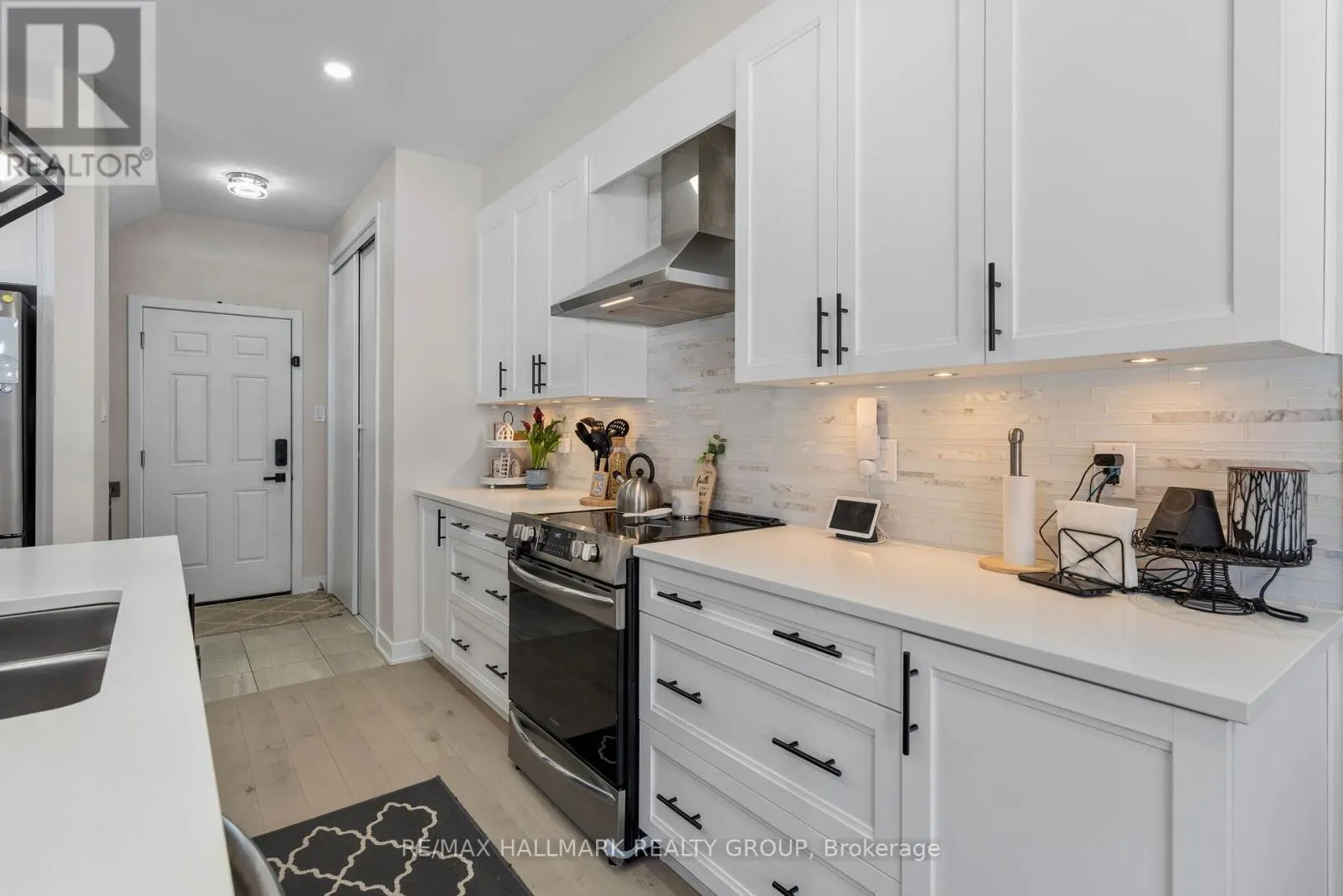 1015 KEEPER HEIGHTS