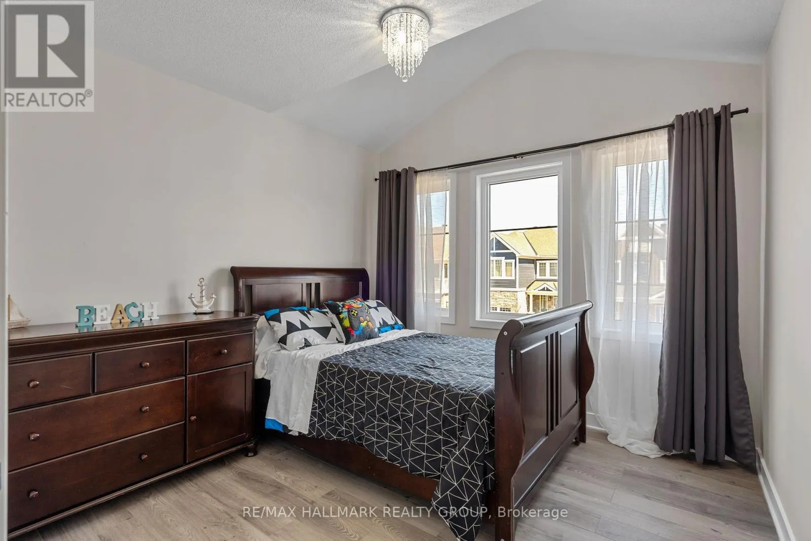 1015 KEEPER HEIGHTS