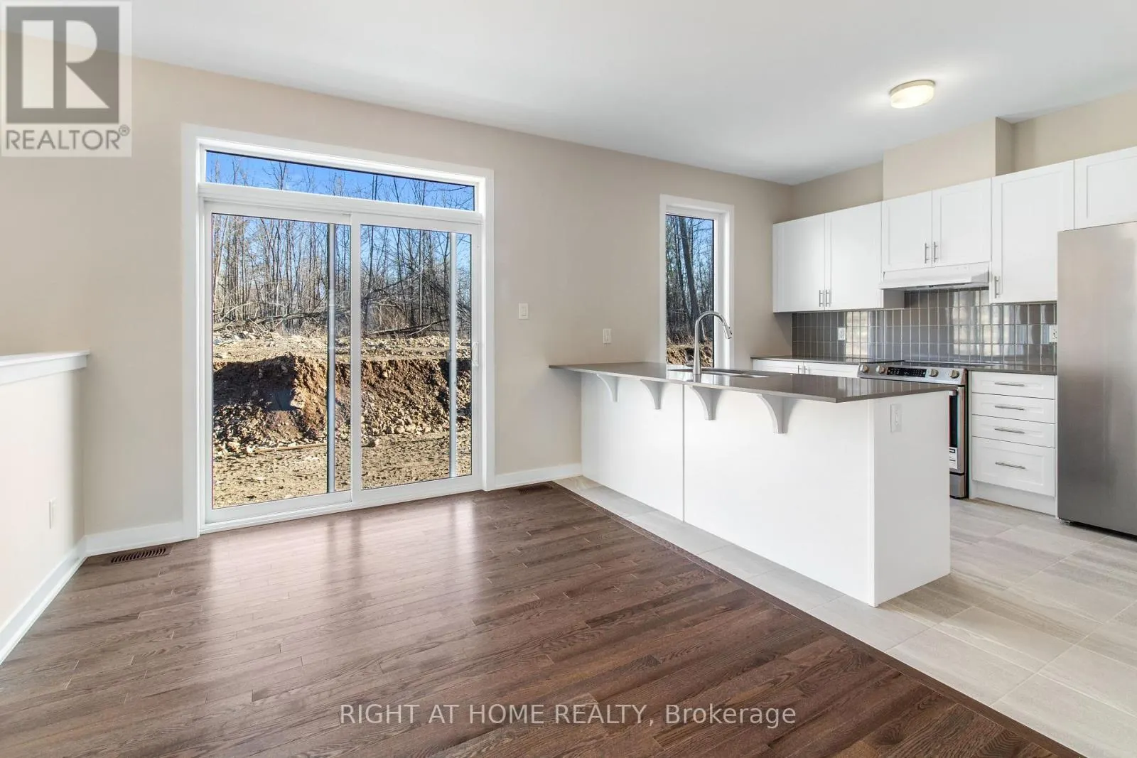 376 APPALACHIAN CIRCLE