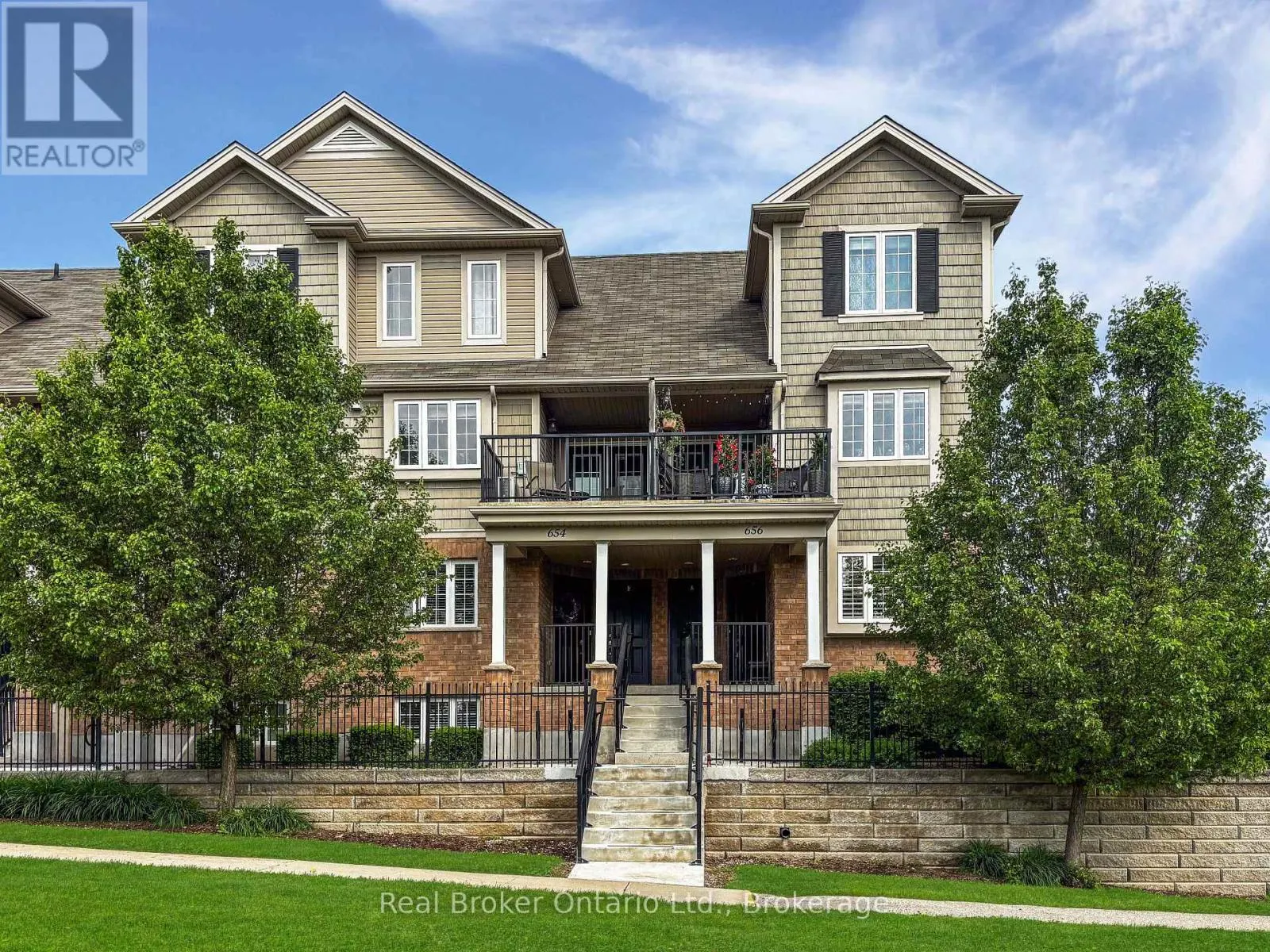 656B - 656 WOODLAWN ROAD E, #656B