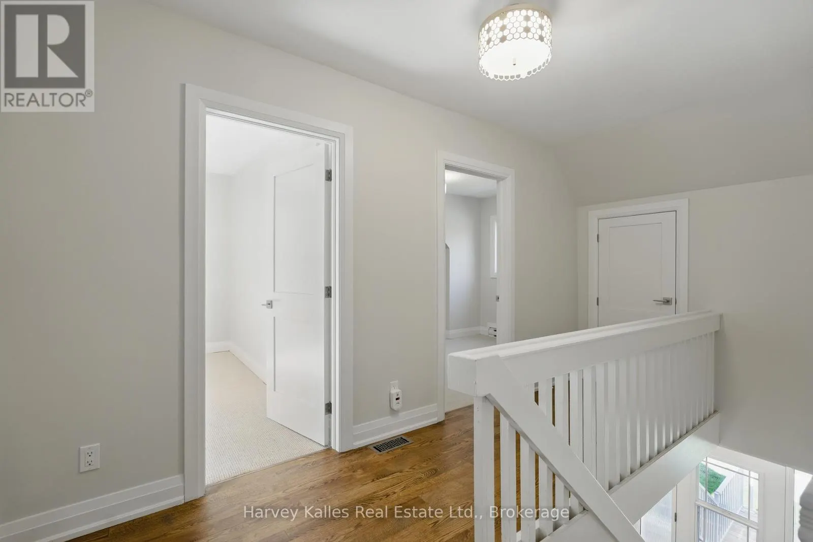 21 TODHOLM DRIVE
