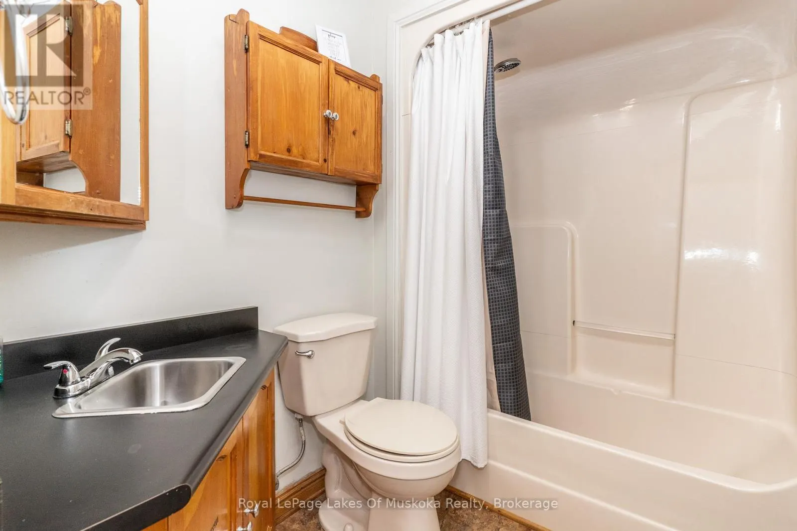 3 - 1378 THREE MILE LAKE ROAD, #3