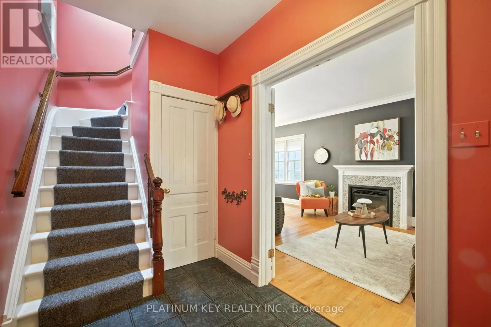 119 TECUMSEH AVENUE E
