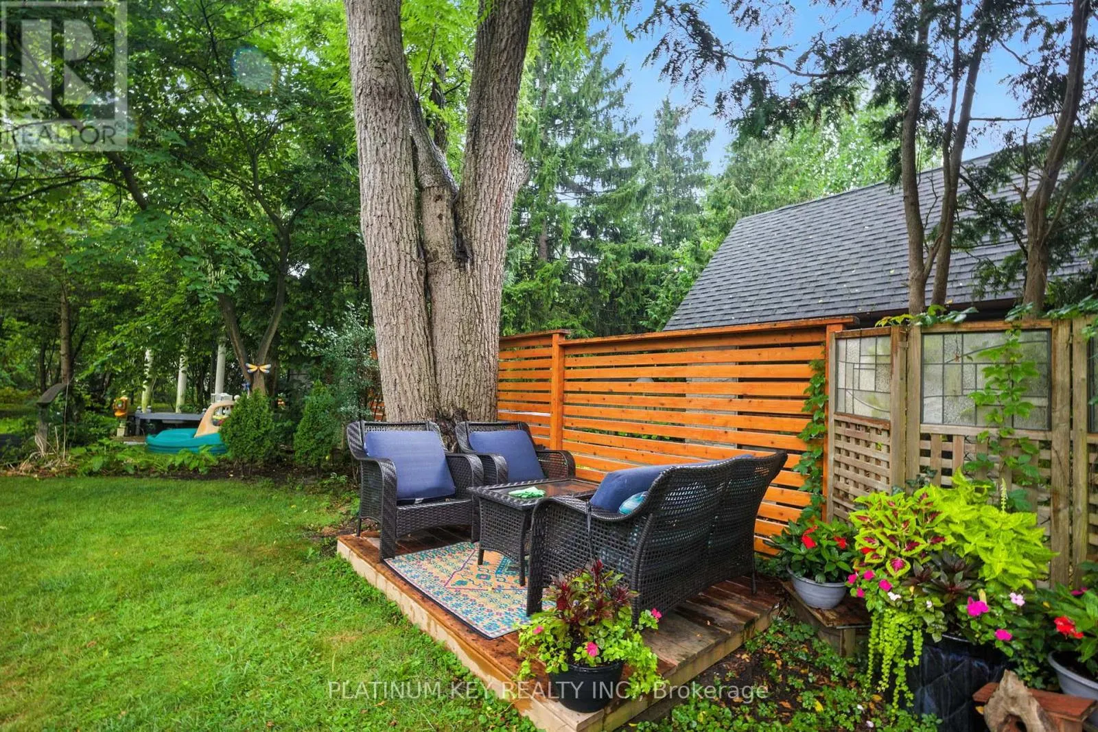 119 TECUMSEH AVENUE E