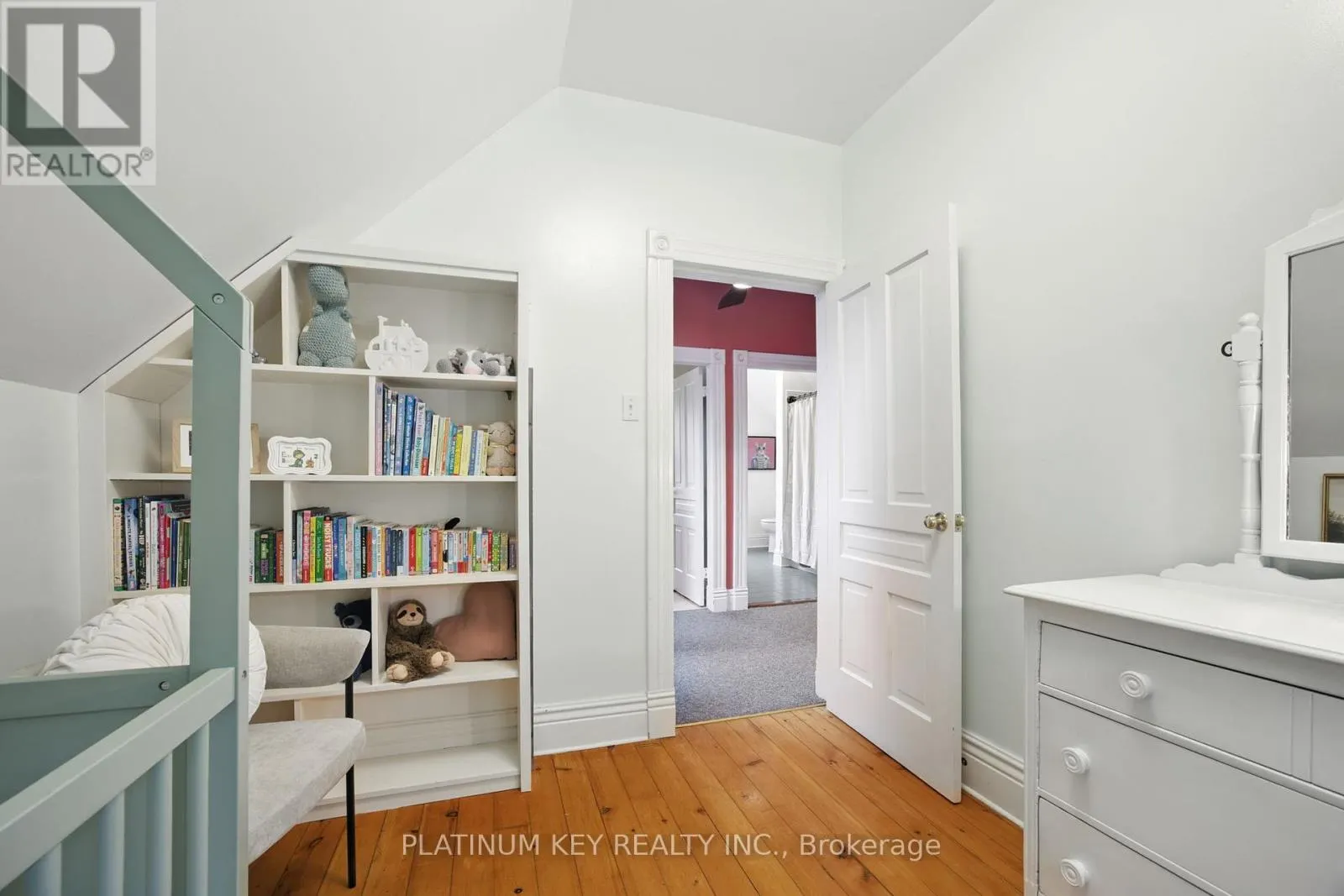 119 TECUMSEH AVENUE E