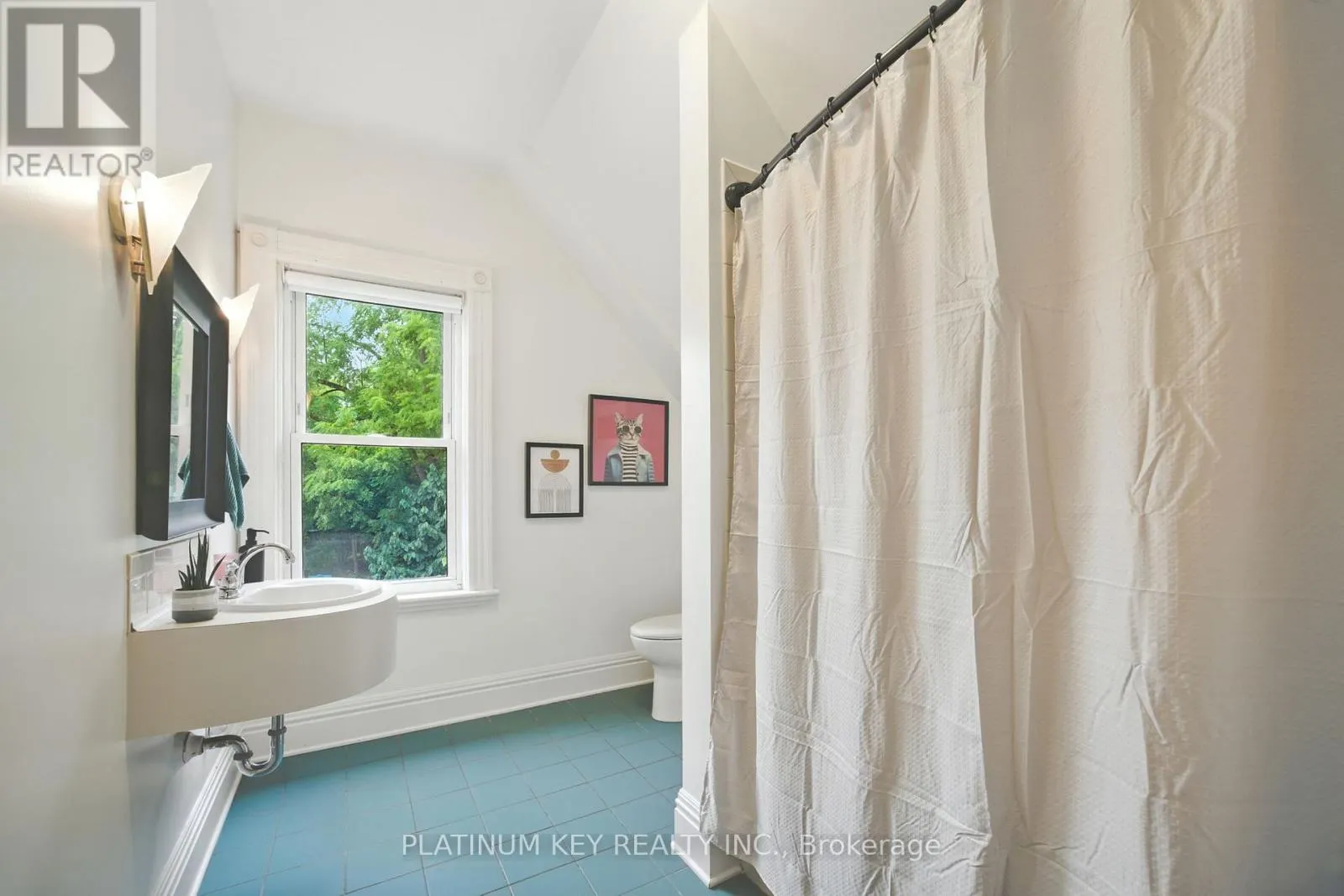 119 TECUMSEH AVENUE E