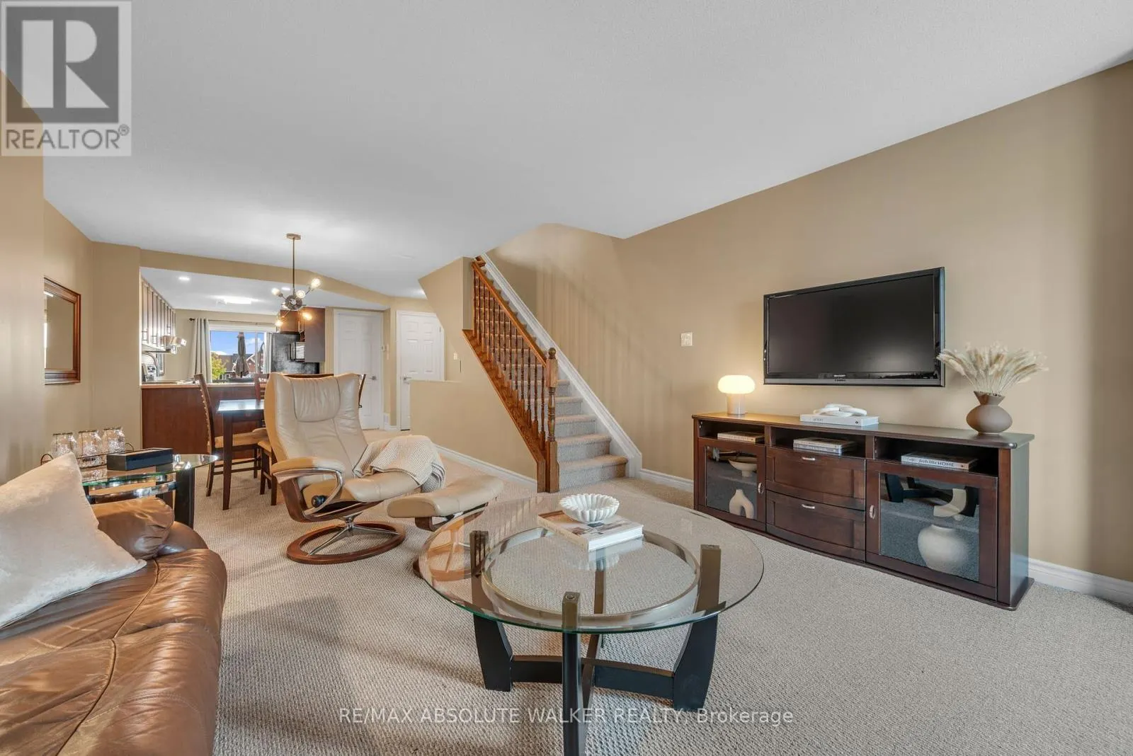 102 BRENTMORE PRIVATE