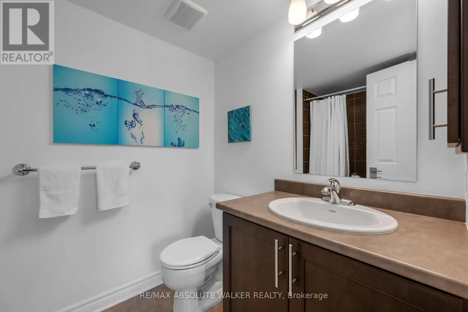 102 BRENTMORE PRIVATE