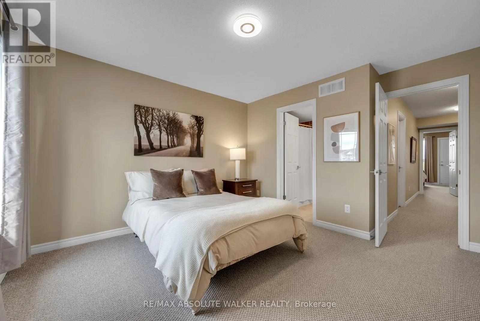 102 BRENTMORE PRIVATE