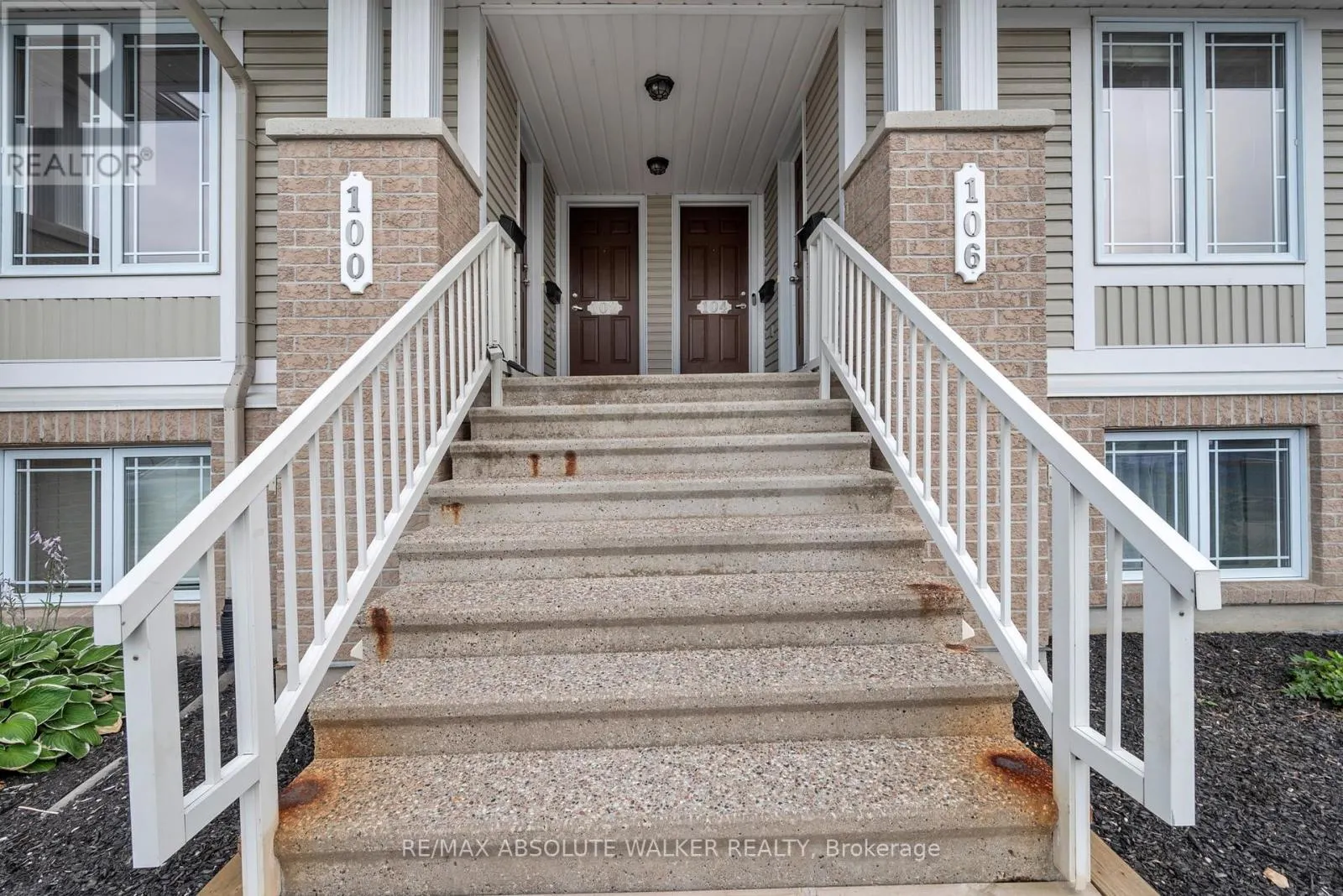 102 BRENTMORE PRIVATE