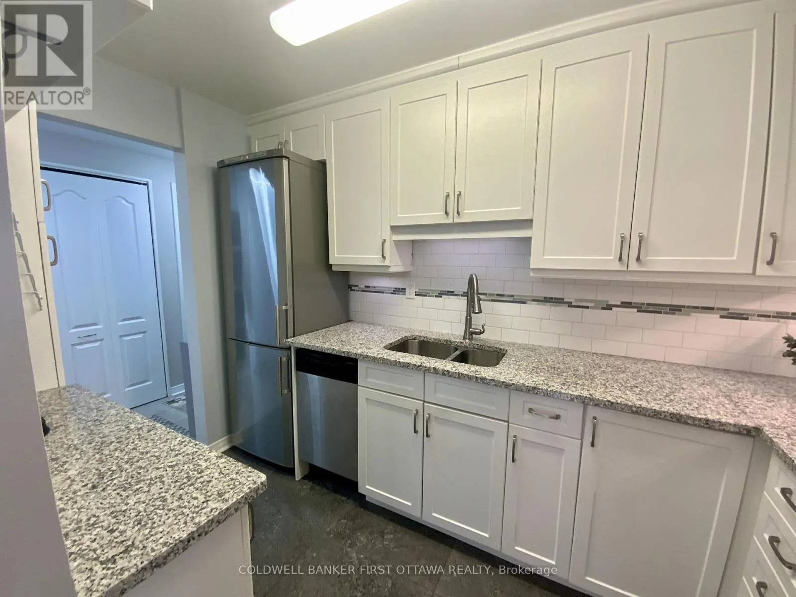 506 - 556 LAURIER AVENUE W