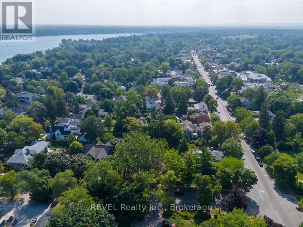 BUILDING LOT SIMCOE STREET