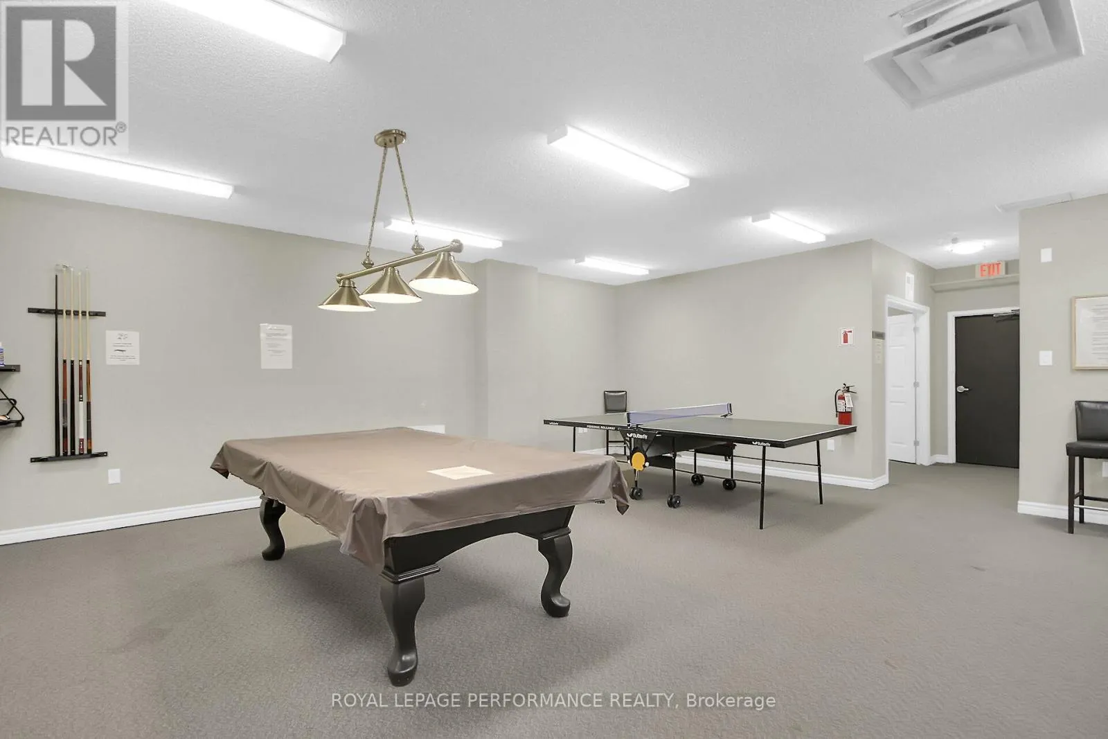 302 - 130 GUELPH PRIVATE