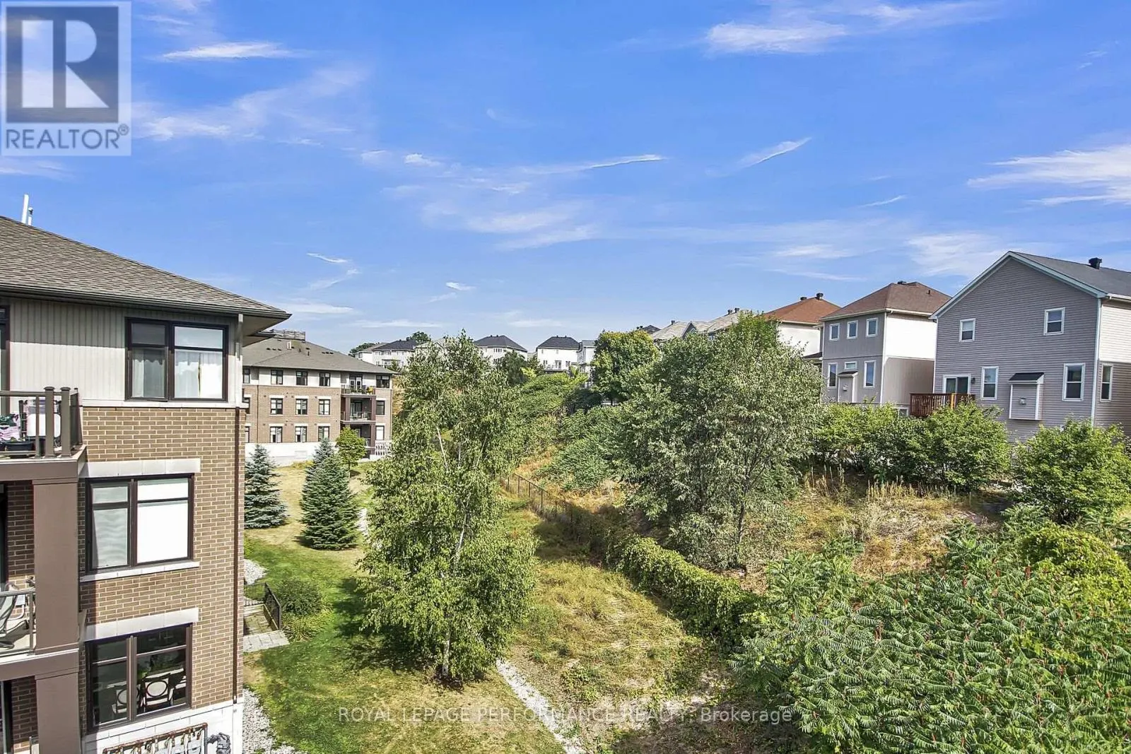 302 - 130 GUELPH PRIVATE