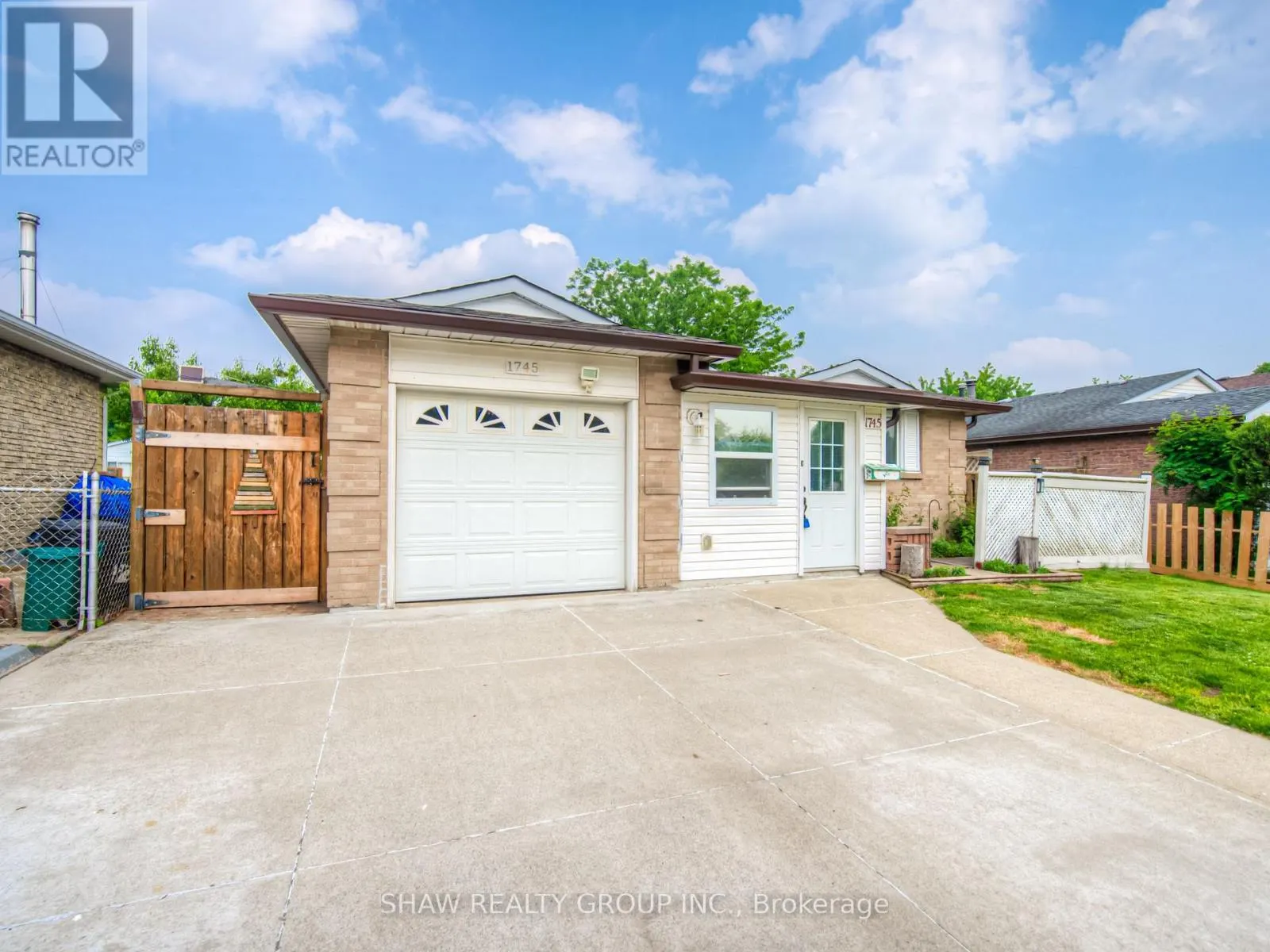 1745 BRIARWOOD DRIVE