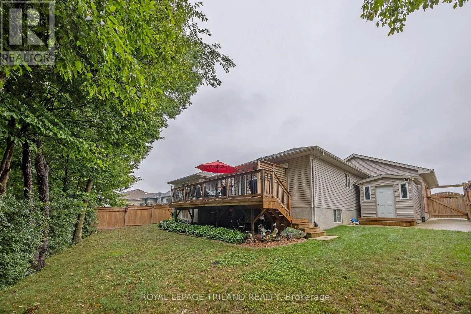45 MC GREGOR COURT